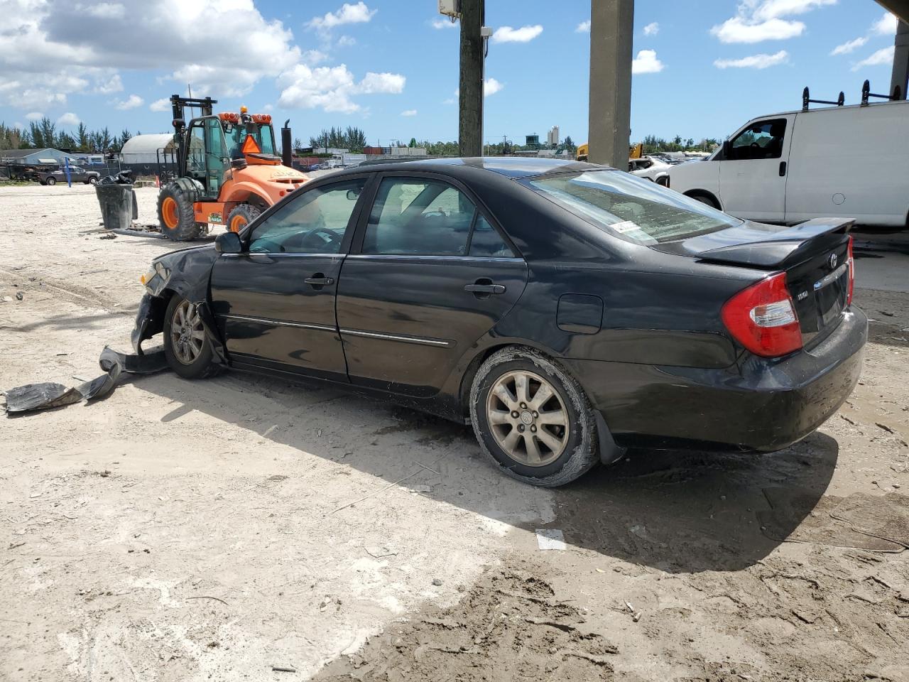 4T1BF30K74U070499 2004 Toyota Camry Le