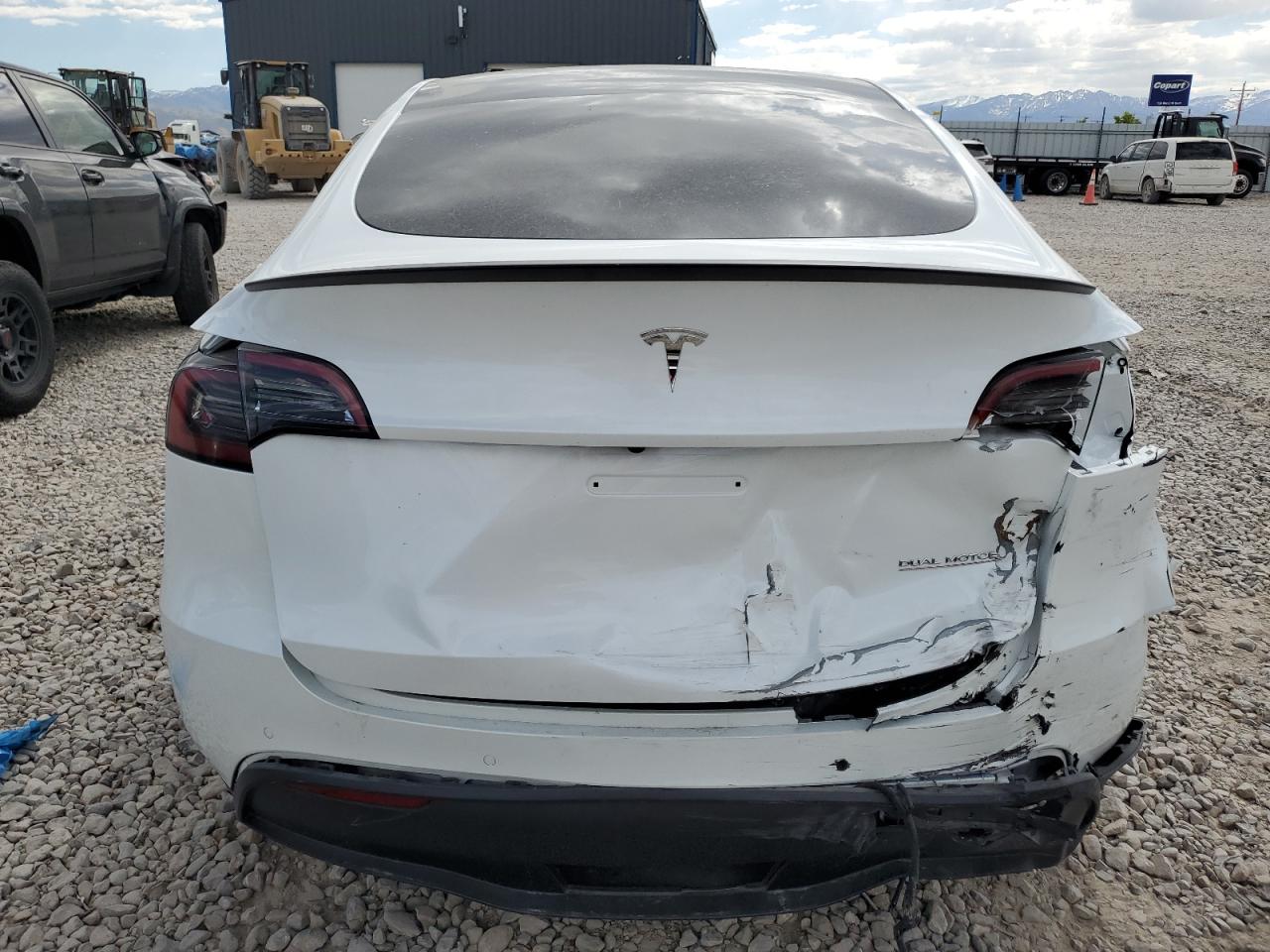 7SAYGDEF9NF551106 2022 Tesla Model Y