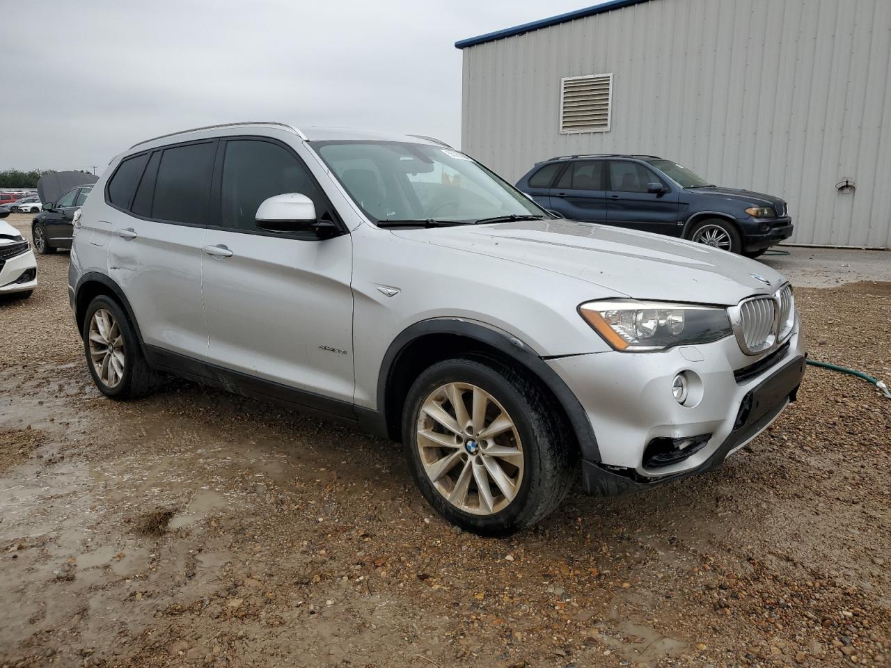 5UXWZ7C54H0T43596 2017 BMW X3 Sdrive28I