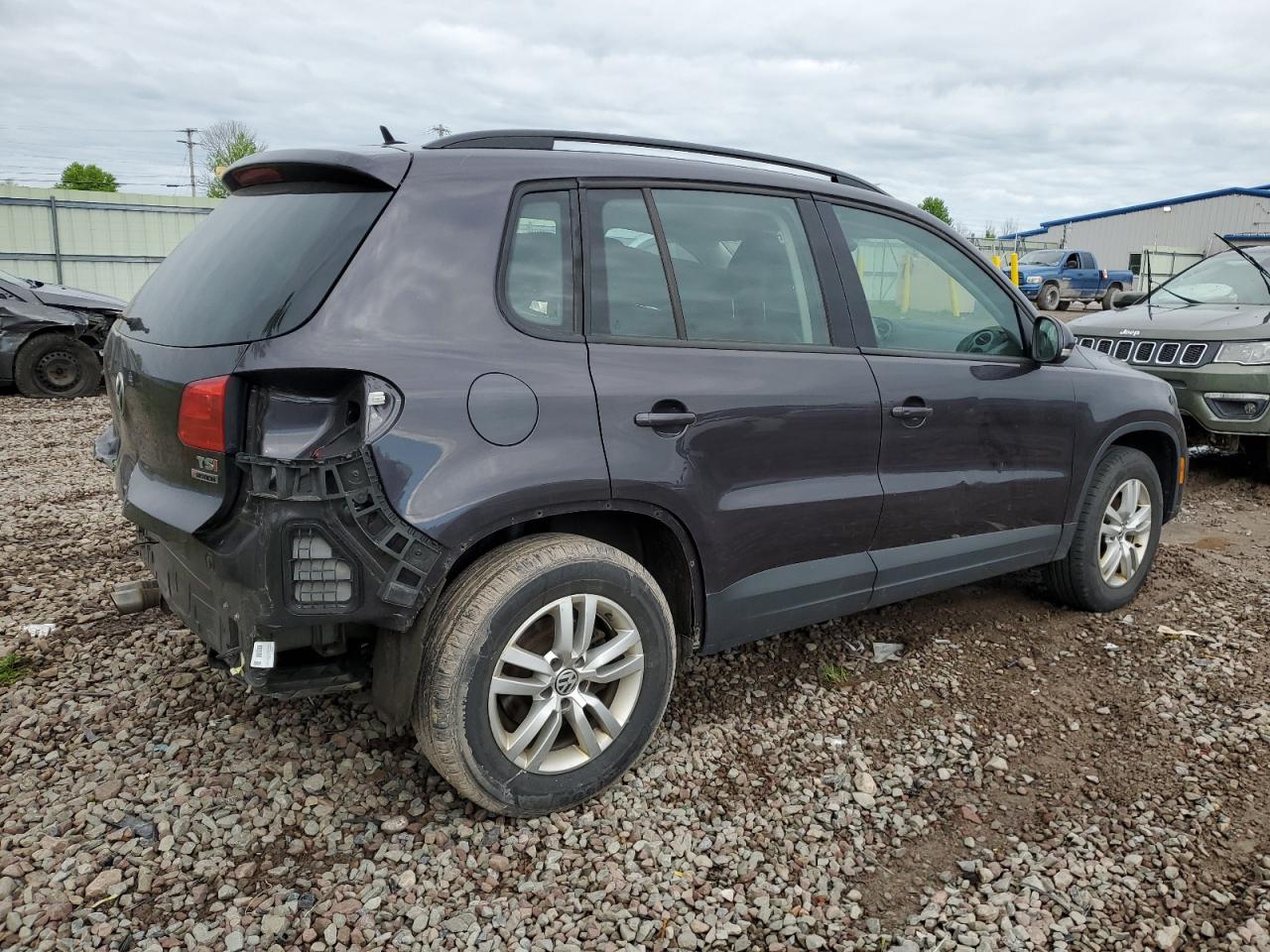 WVGBV7AX1GW523299 2016 Volkswagen Tiguan S