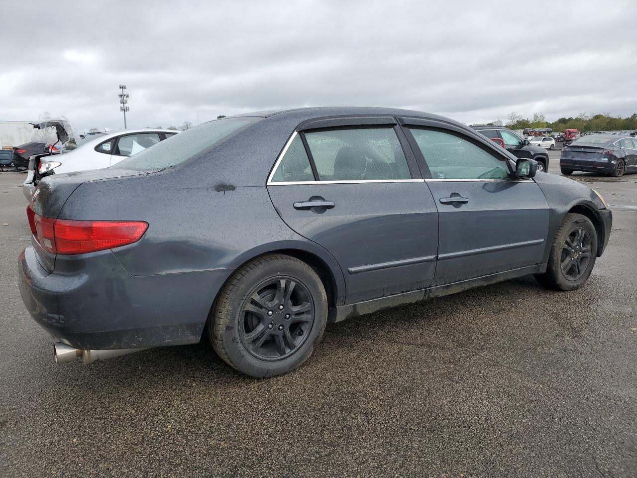 1HGCM56435A049382 2005 Honda Accord Lx