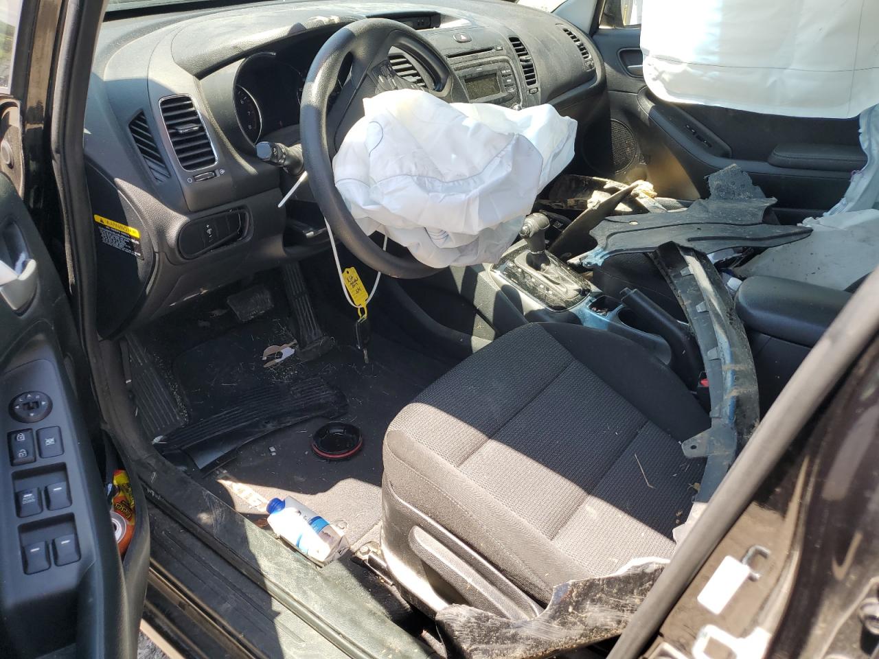 3KPFK4A72JE234950 2018 Kia Forte Lx