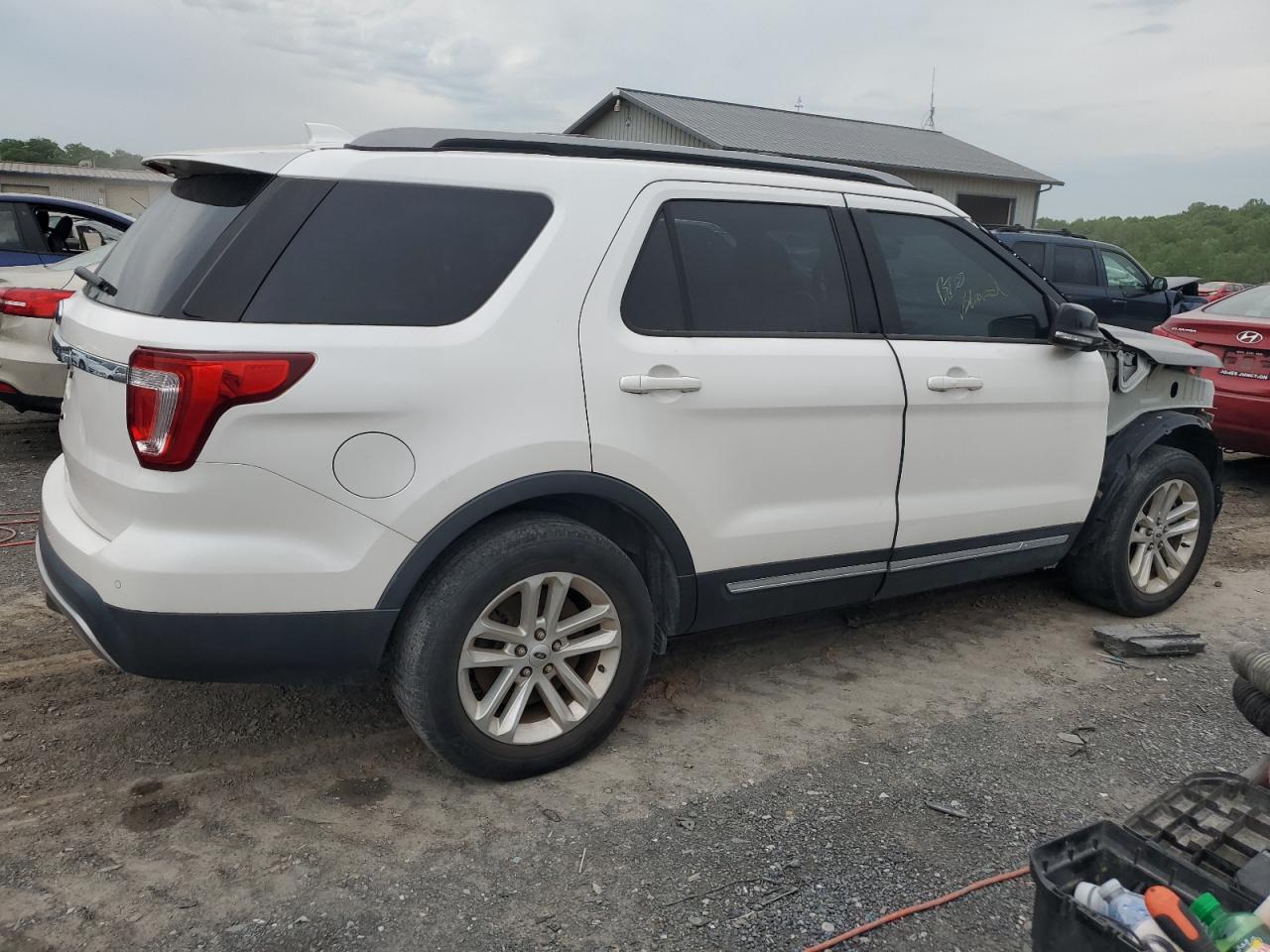 1FM5K7D83HGD14538 2017 Ford Explorer Xlt