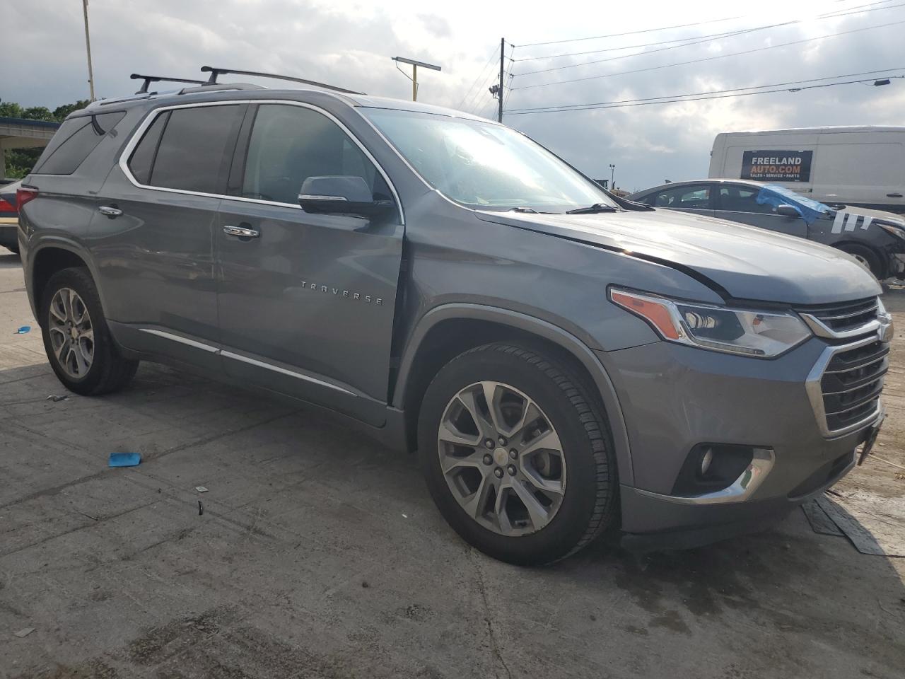 1GNERKKW6JJ130019 2018 Chevrolet Traverse Premier