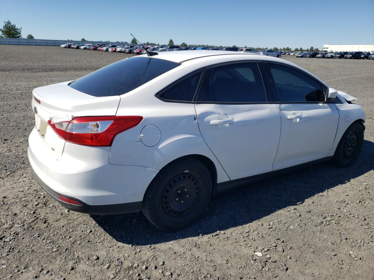 1FAHP3F22CL332314 2012 Ford Focus Se