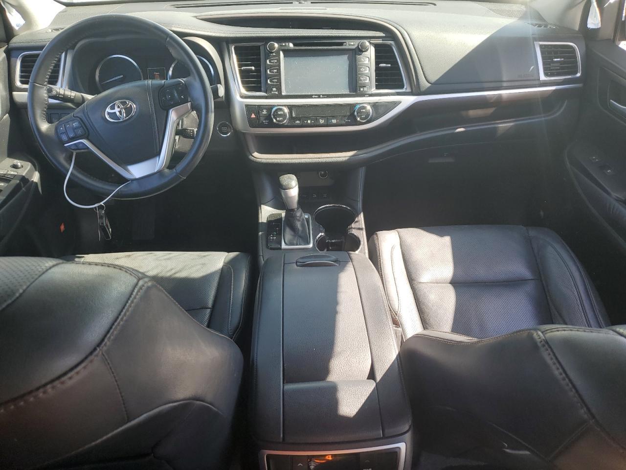 5TDDKRFHXES014909 2014 Toyota Highlander Limited