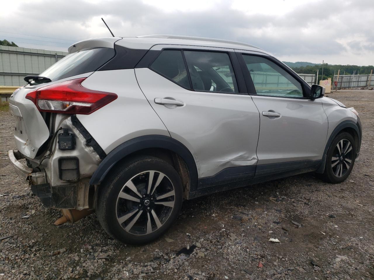 3N1CP5CU0JL517908 2018 Nissan Kicks S