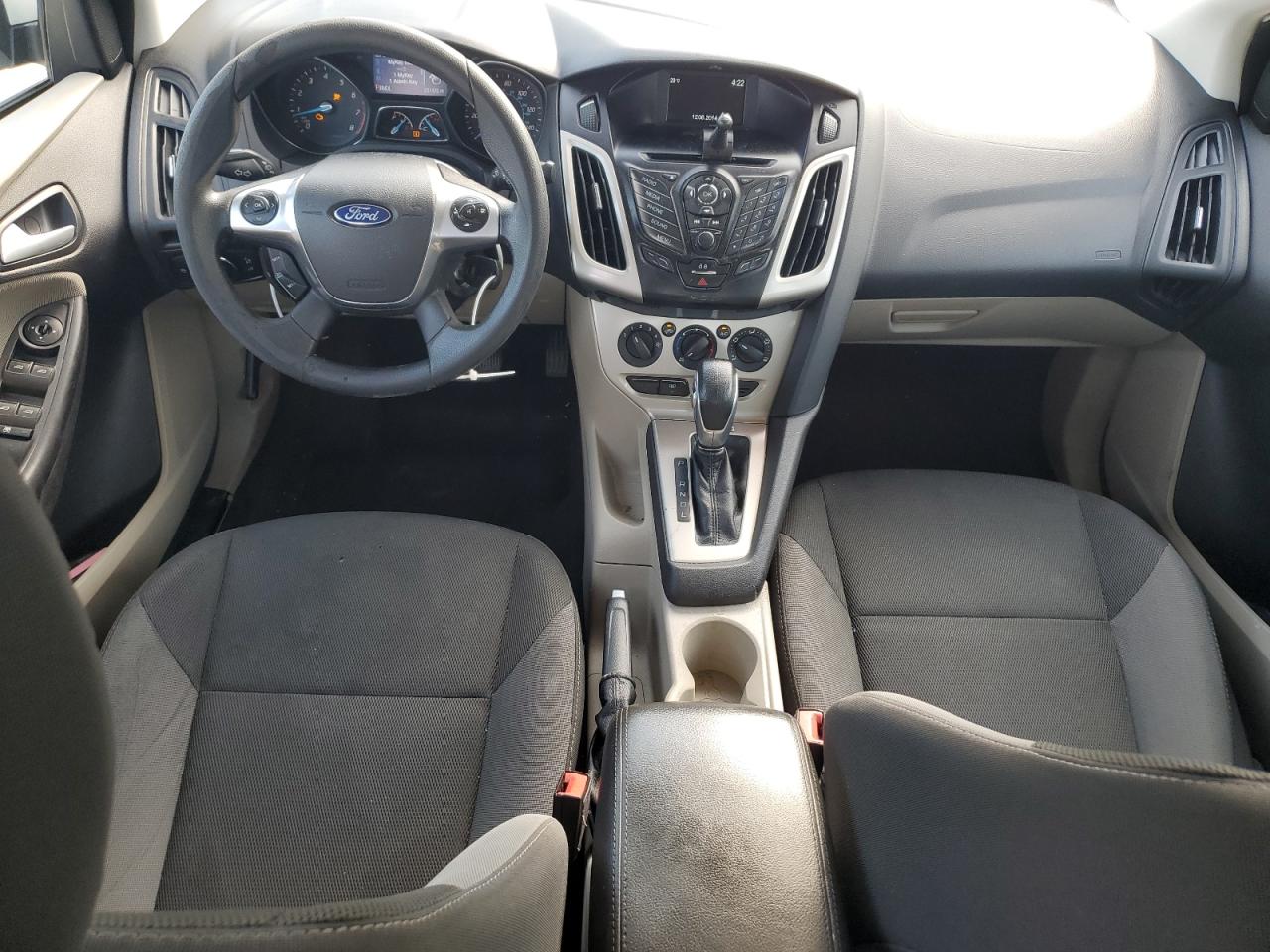 2014 Ford Focus Se vin: 1FADP3F28EL446769