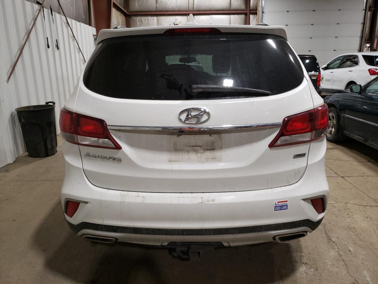 2017 Hyundai Santa Fe Se vin: KM8SMDHF2HU166968