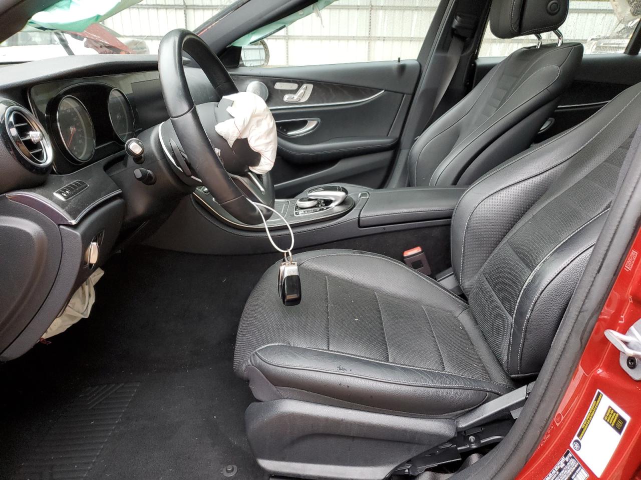 WDDZF4JB3KA510732 2019 Mercedes-Benz E 300