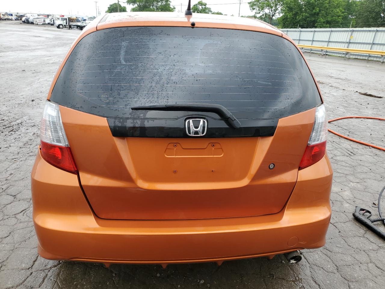 JHMGE8H58BS003345 2011 Honda Fit Sport