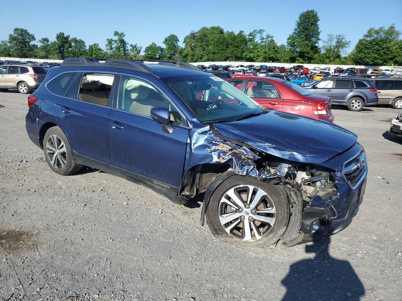 4S4BSENC3K3293151 2019 Subaru Outback 3.6R Limited