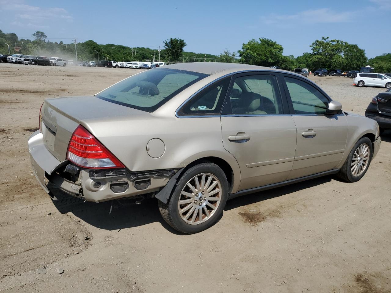 1MEFM42175G611104 2005 Mercury Montego Premier