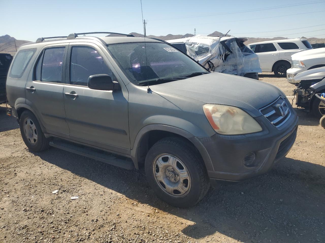 JHLRD68555C002527 2005 Honda Cr-V Lx