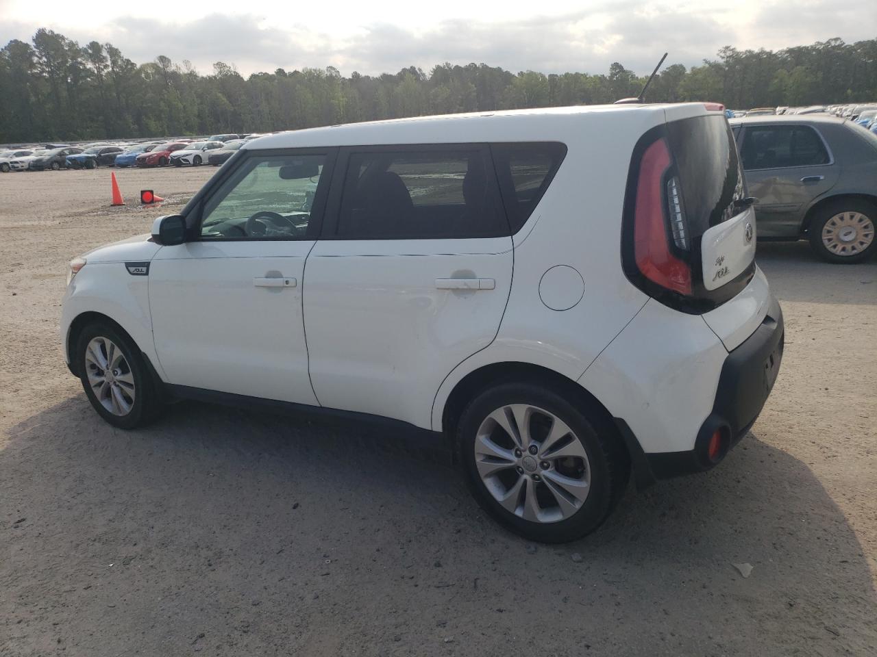 KNDJP3A55F7217846 2015 Kia Soul +