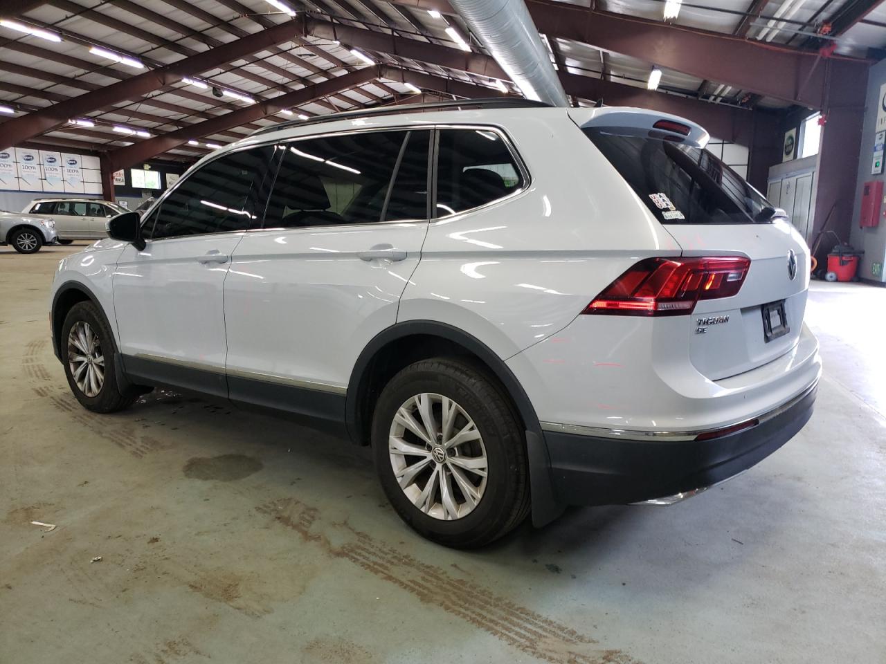 3VV2B7AX8JM124573 2018 Volkswagen Tiguan Se