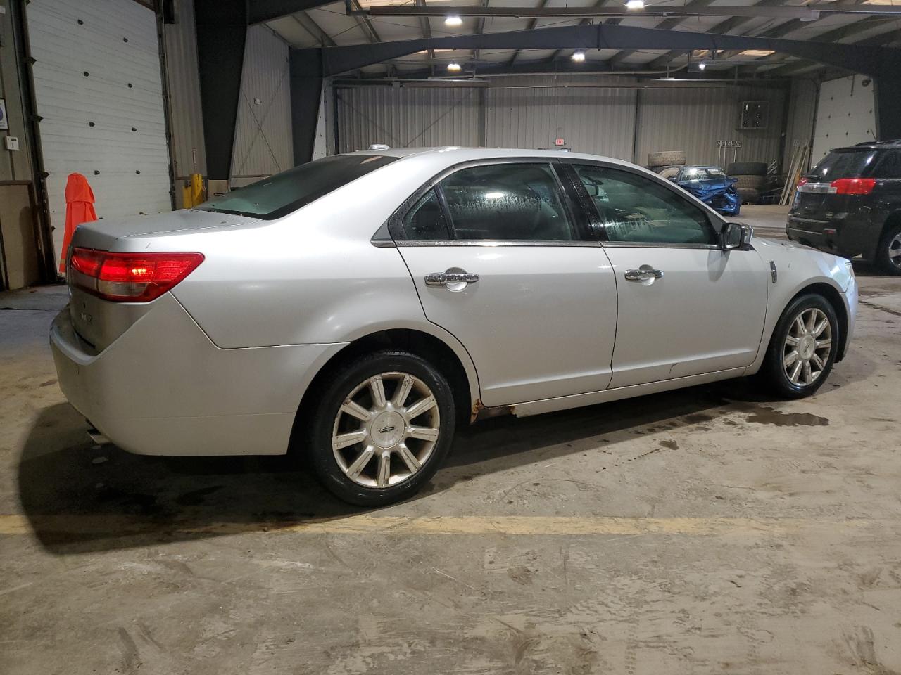 3LNHL2GCXAR640963 2010 Lincoln Mkz