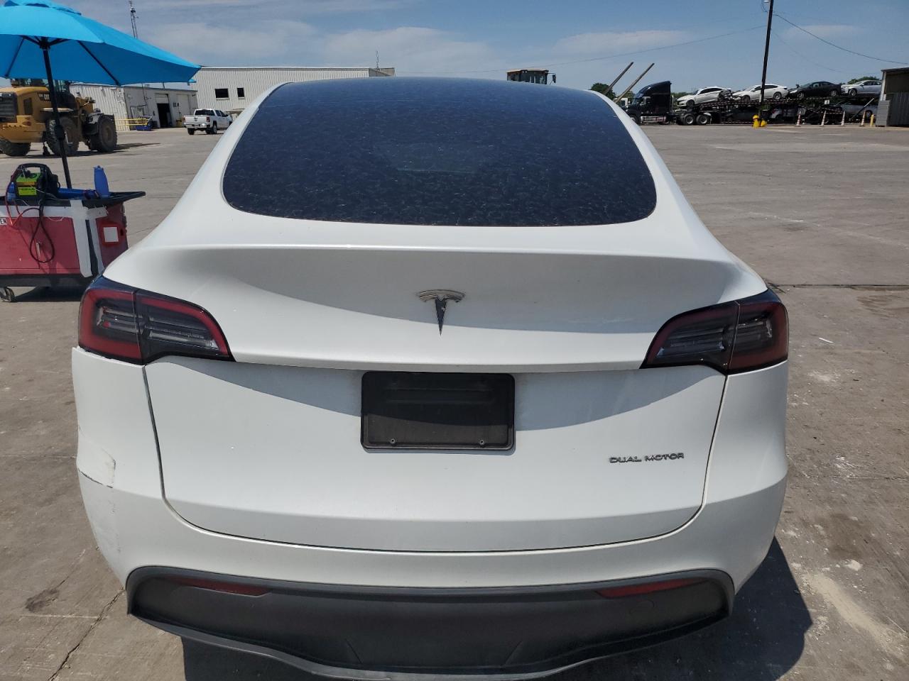 7SAYGDEE0PA060544 2023 Tesla Model Y