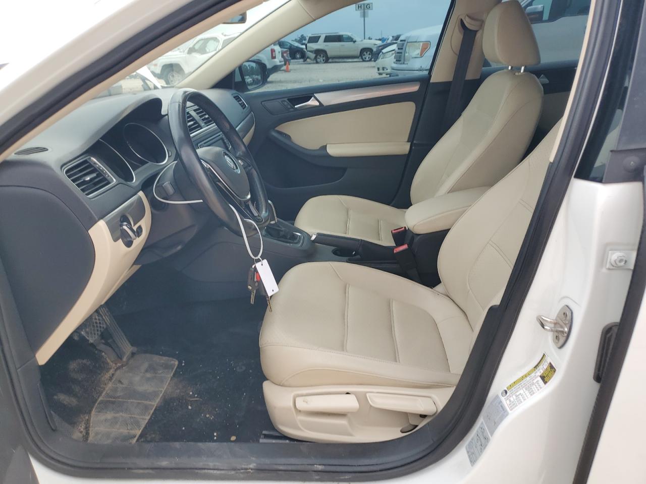 3VWDB7AJ2HM358749 2017 Volkswagen Jetta Se