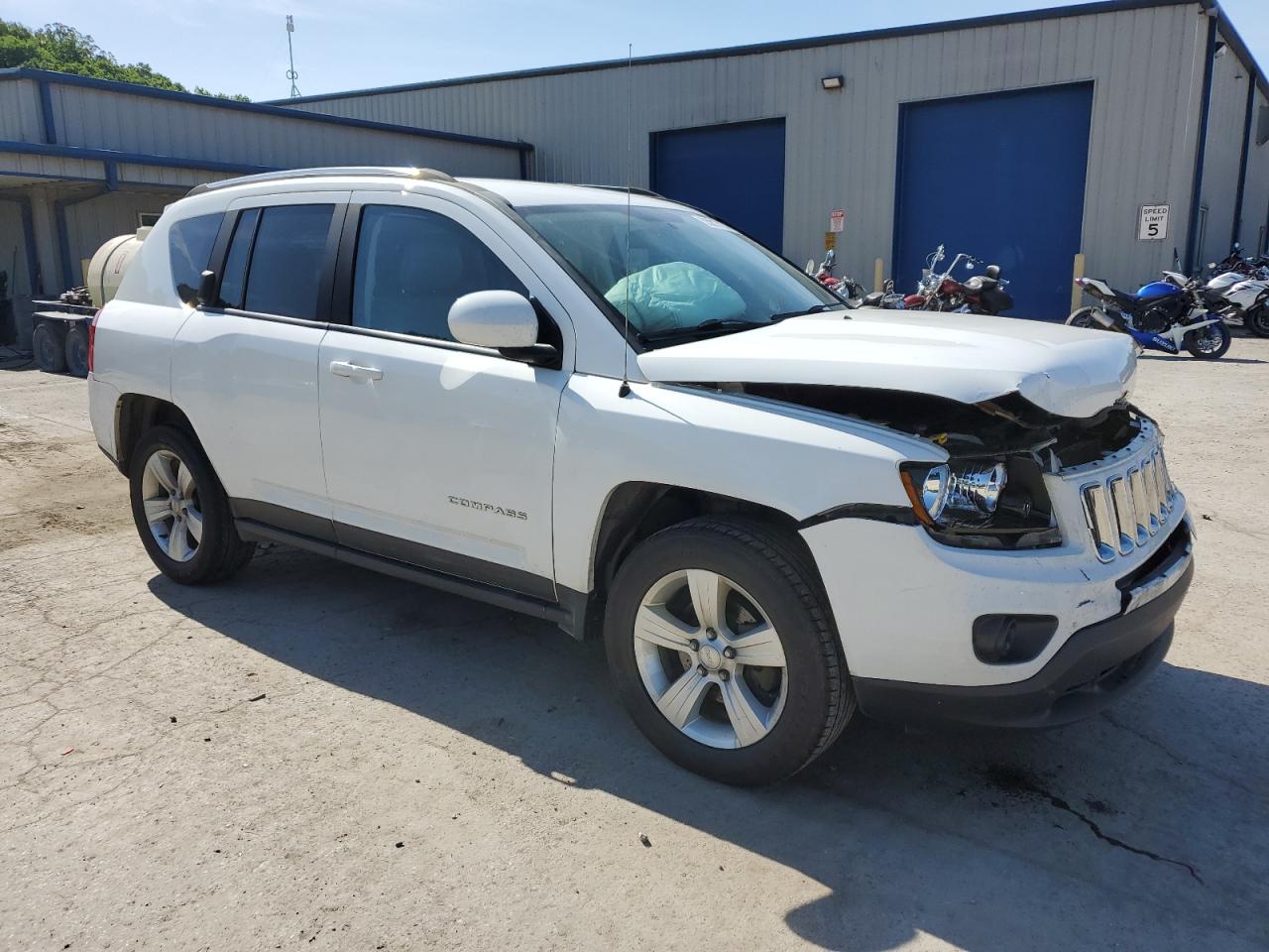 1C4NJDEB7ED599886 2014 Jeep Compass Latitude