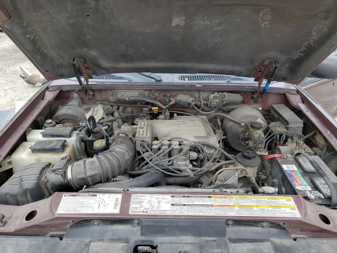 1FMZU84P5YUB59744 2000 Ford Explorer Eddie Bauer