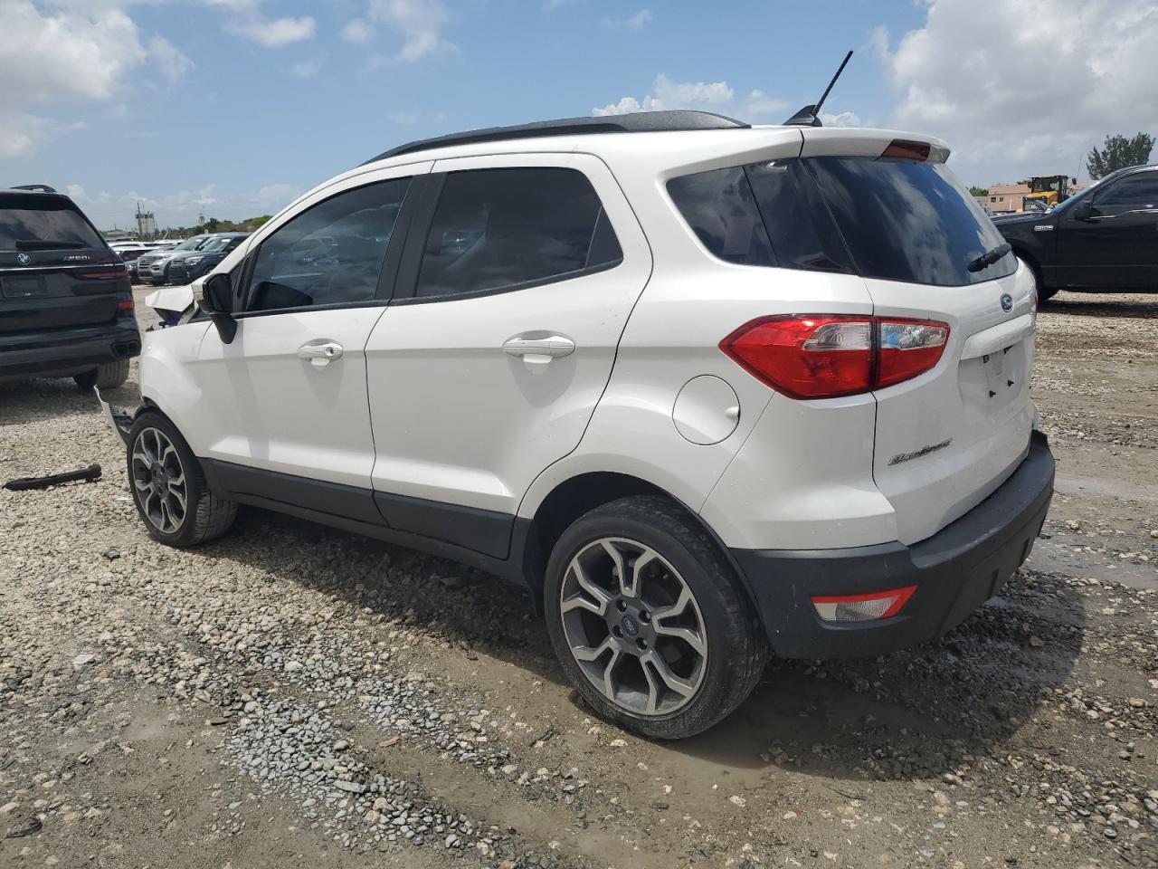 MAJ3P1TE4JC236906 2018 Ford Ecosport Se