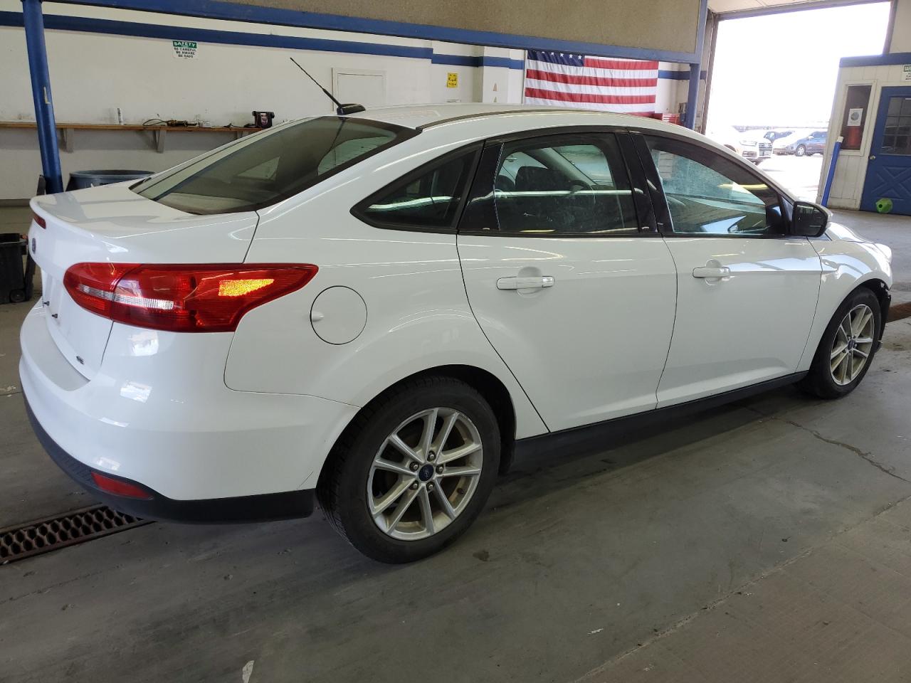 1FADP3F20JL217884 2018 Ford Focus Se