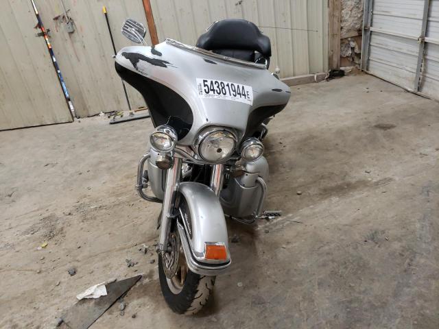 2003 HARLEY-DAVIDSON FLHTCUI AN - 1HD1FCW423Y613465