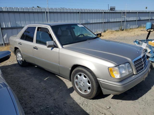 1995 Mercedes-Benz E 320 Base VIN: WDBEA32E2SC188355 Lot: 56156774