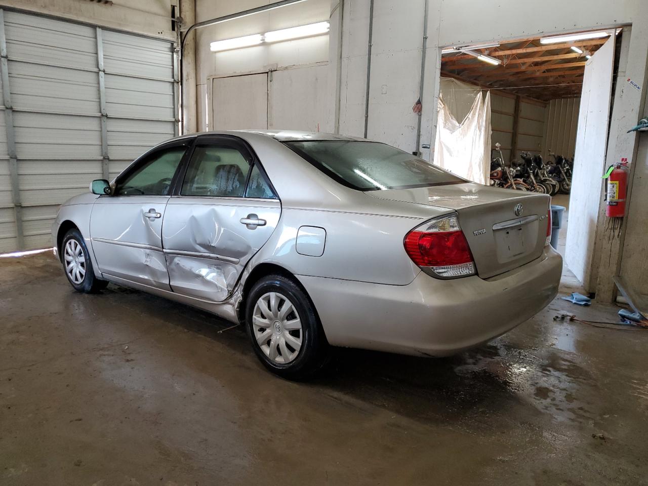 4T1BE32K65U024051 2005 Toyota Camry Le