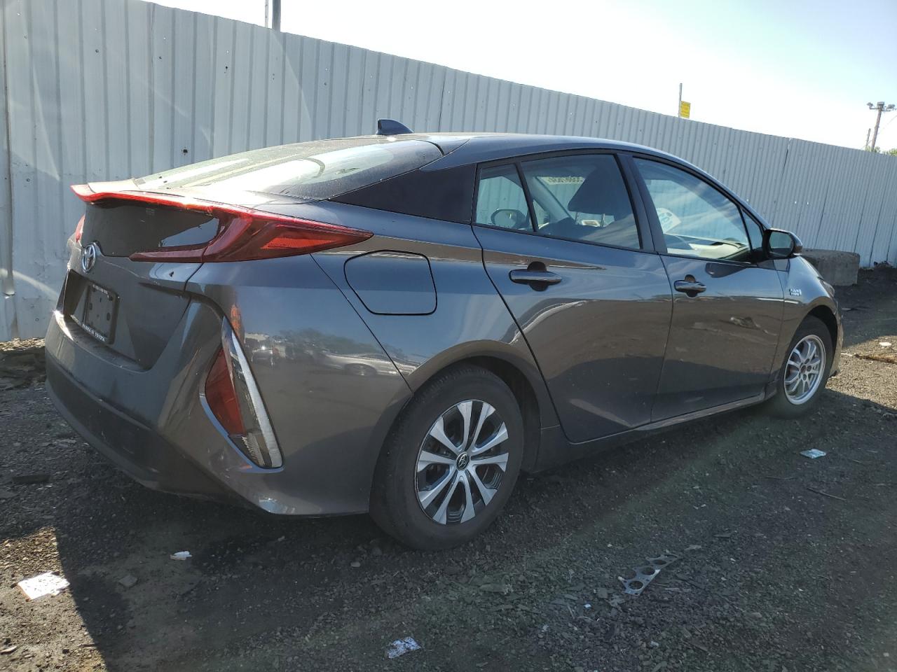 JTDKAMFP3M3167085 2021 Toyota Prius Prime Le