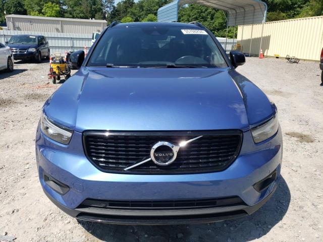 2021 Volvo Xc40 T5 R-Design VIN: YV4162UM9M2562112 Lot: 55708204