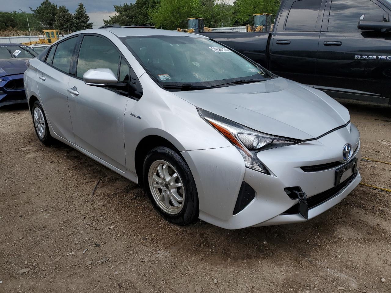 JTDKBRFU0G3009940 2016 Toyota Prius