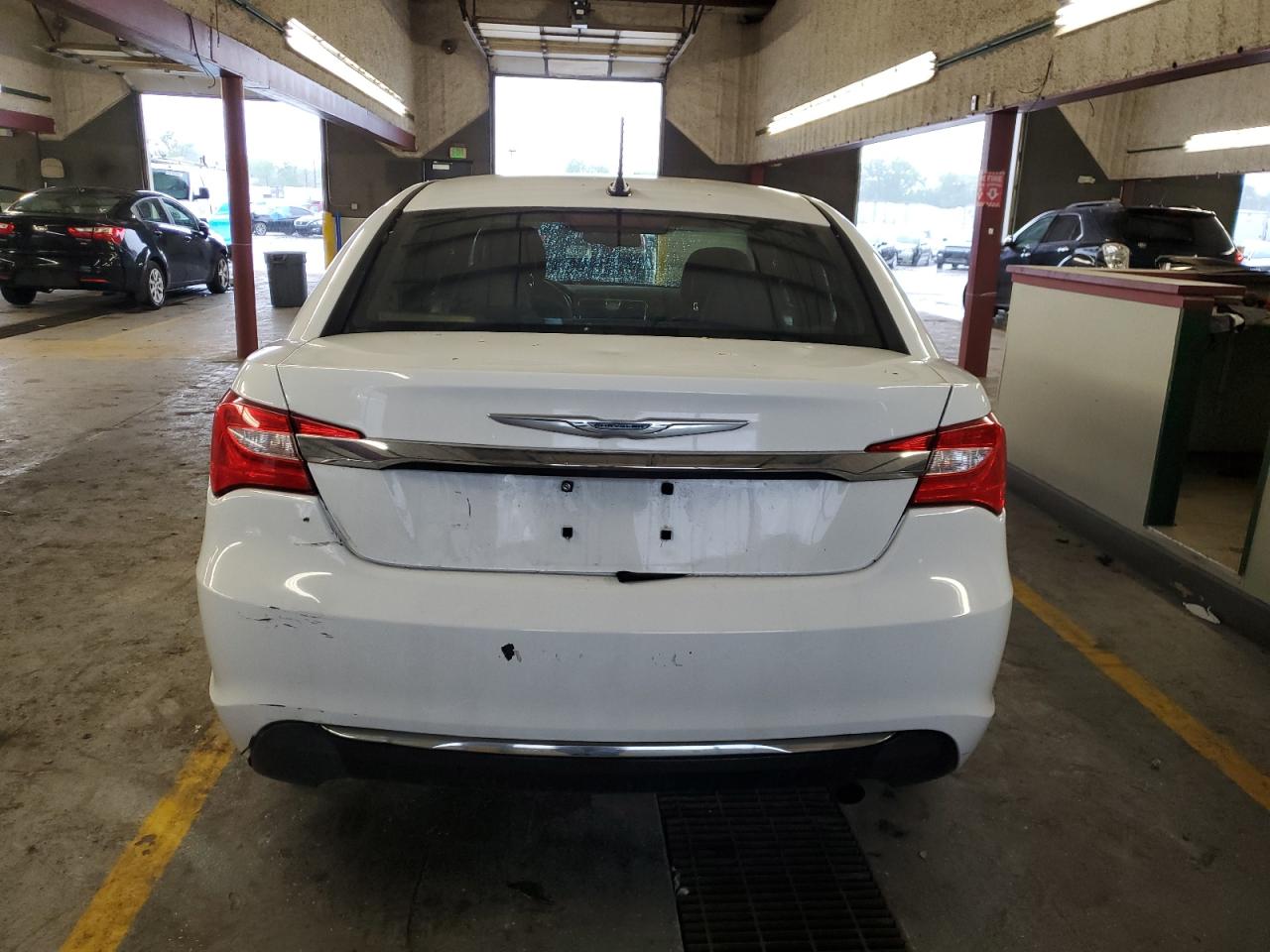 1C3CCBBB4DN574418 2013 Chrysler 200 Touring