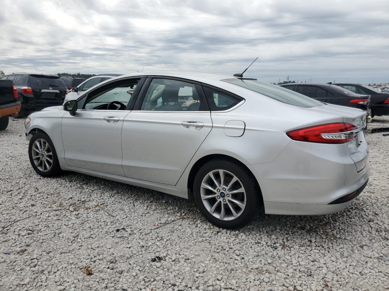 3FA6P0H79HR158930 2017 Ford Fusion Se