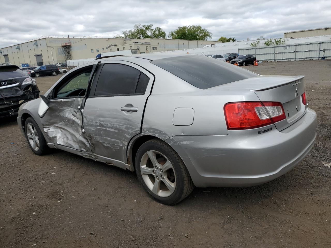 4A3AB36F39E005346 2009 Mitsubishi Galant Es