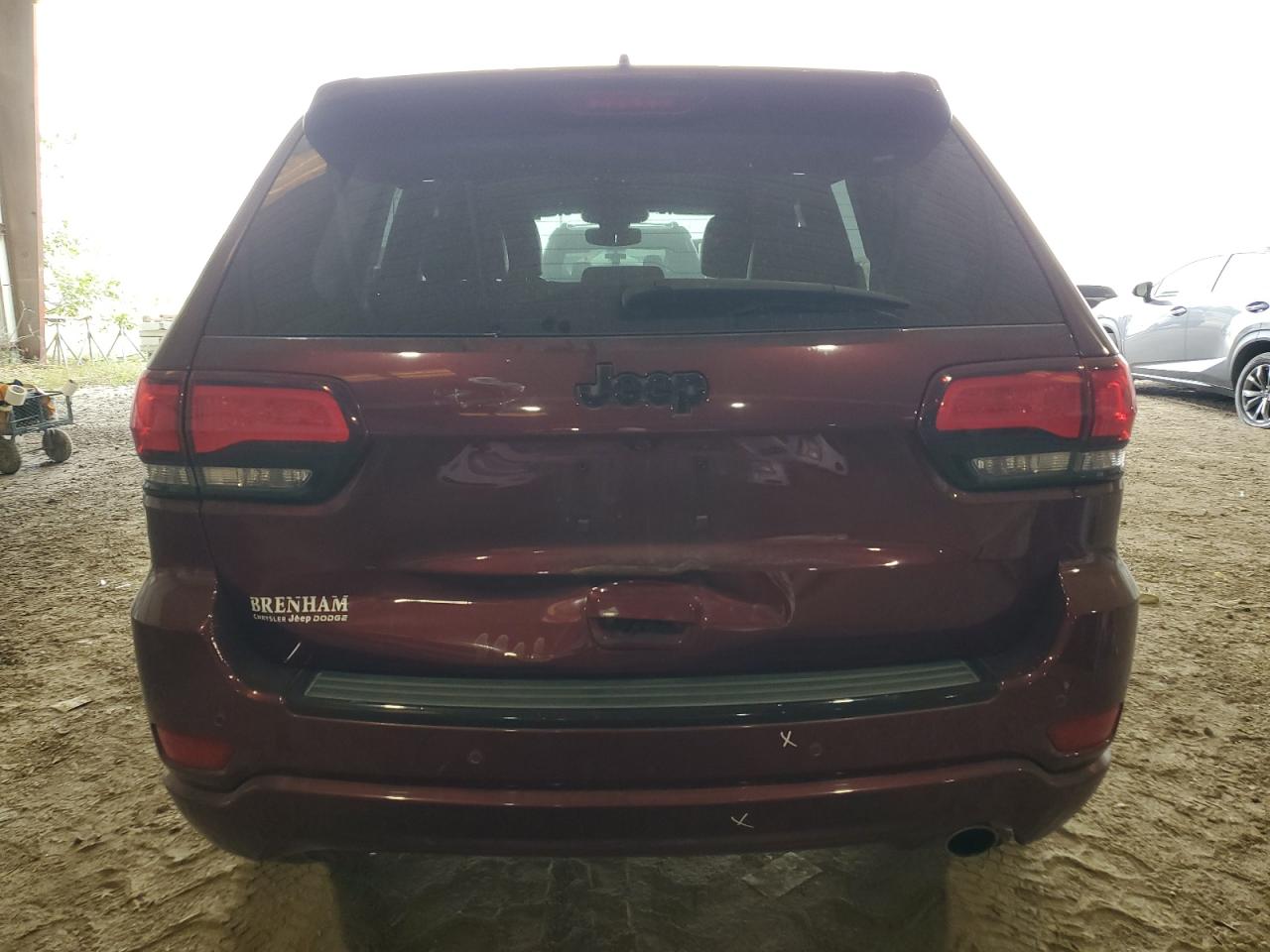 1C4RJEAG2HC826713 2017 Jeep Grand Cherokee Laredo