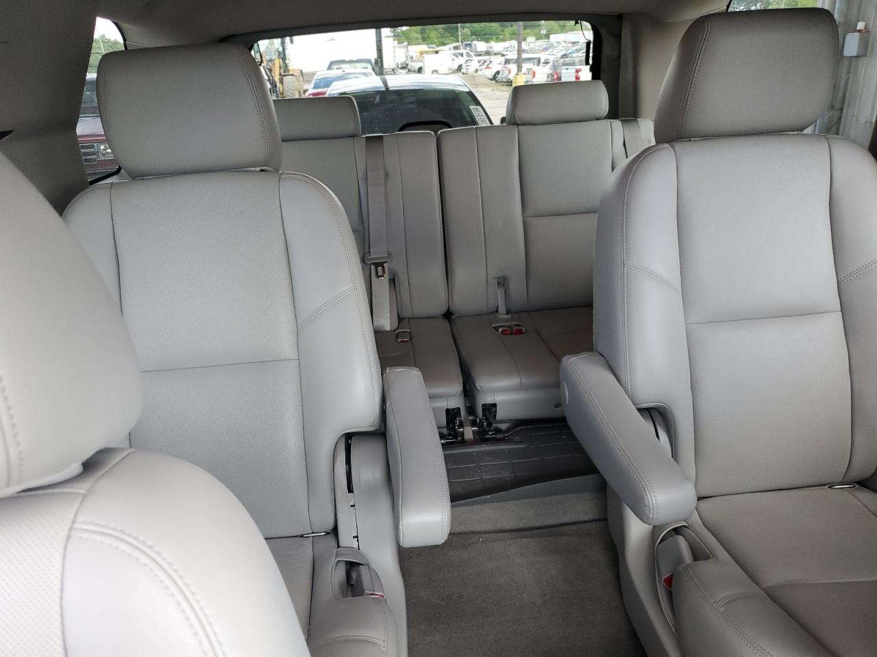 1GNSKCE03DR319687 2013 Chevrolet Tahoe K1500 Ltz