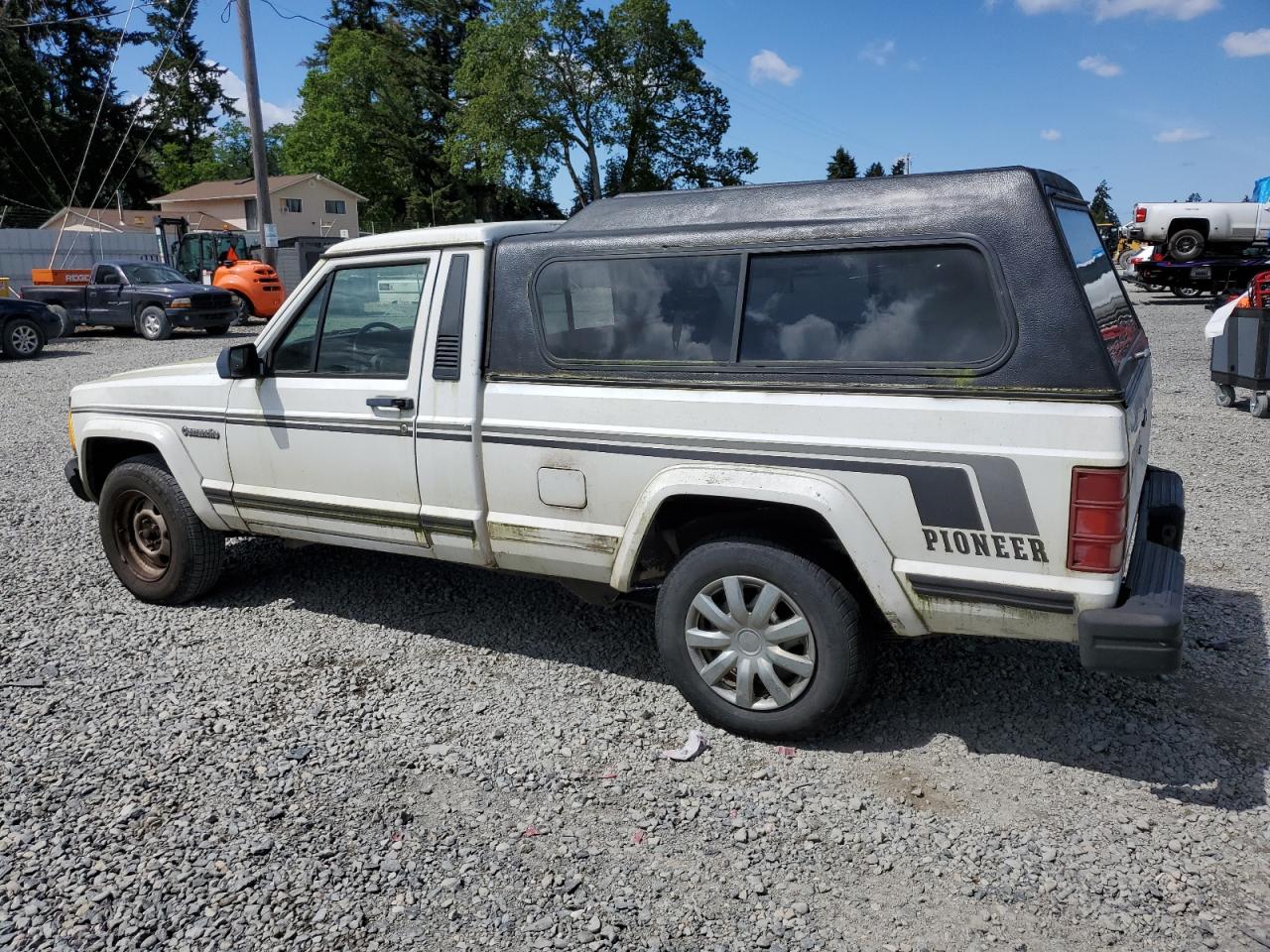 1J7FT36L0KL602657 1989 Jeep Comanche Pioneer