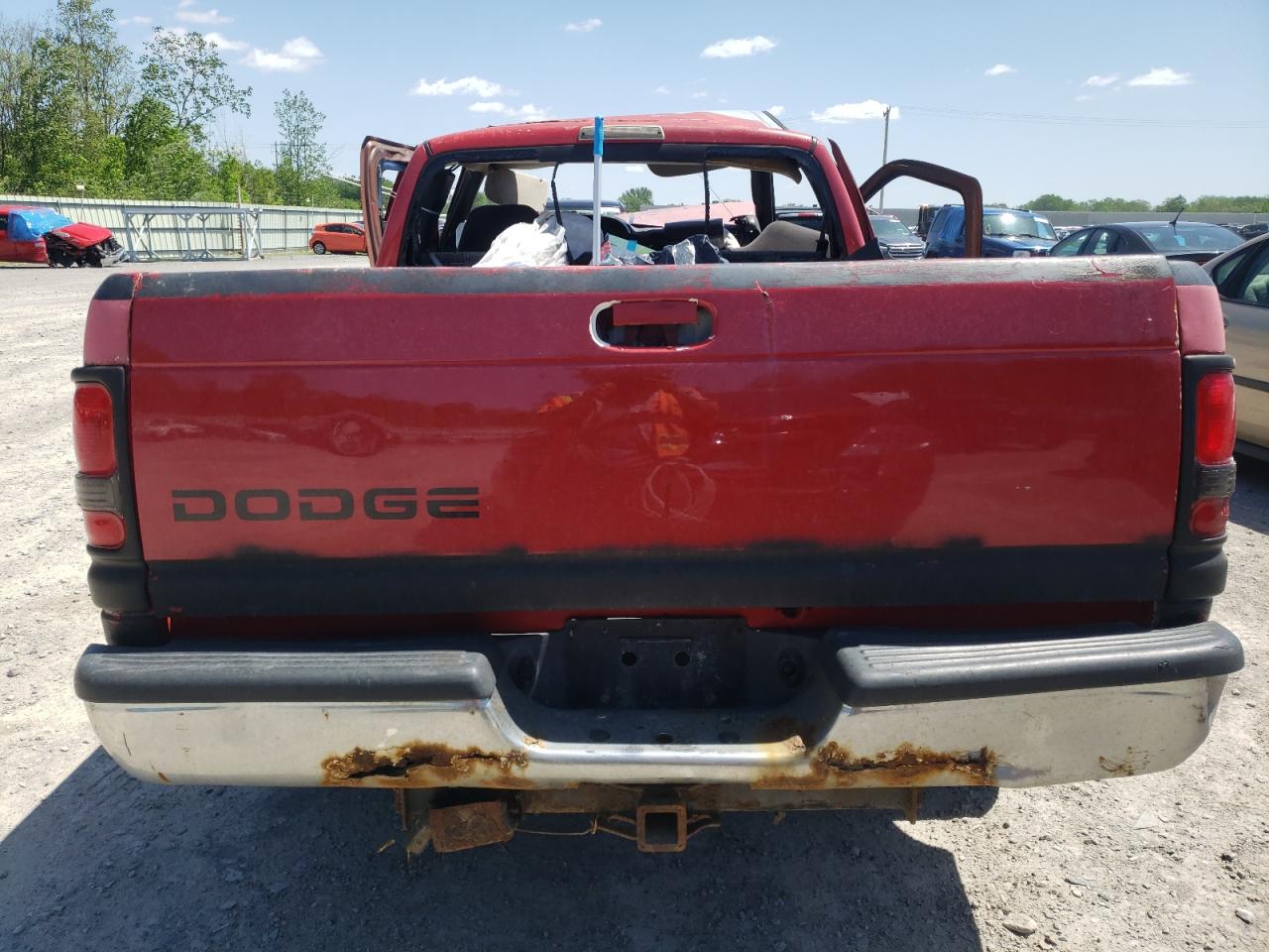 3B7HC13Y0WG208305 1998 Dodge Ram 1500