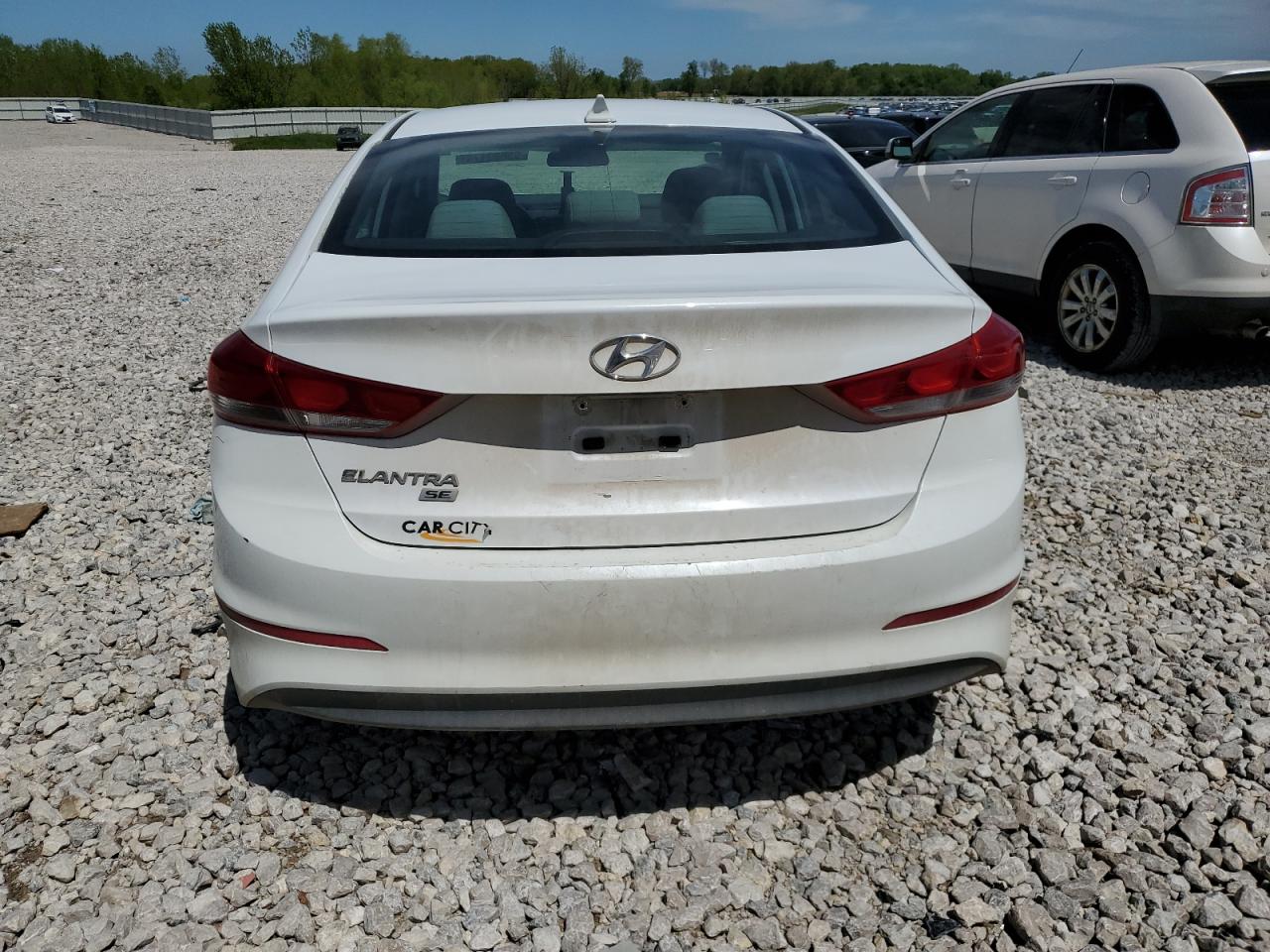 5NPD74LF4HH172714 2017 Hyundai Elantra Se