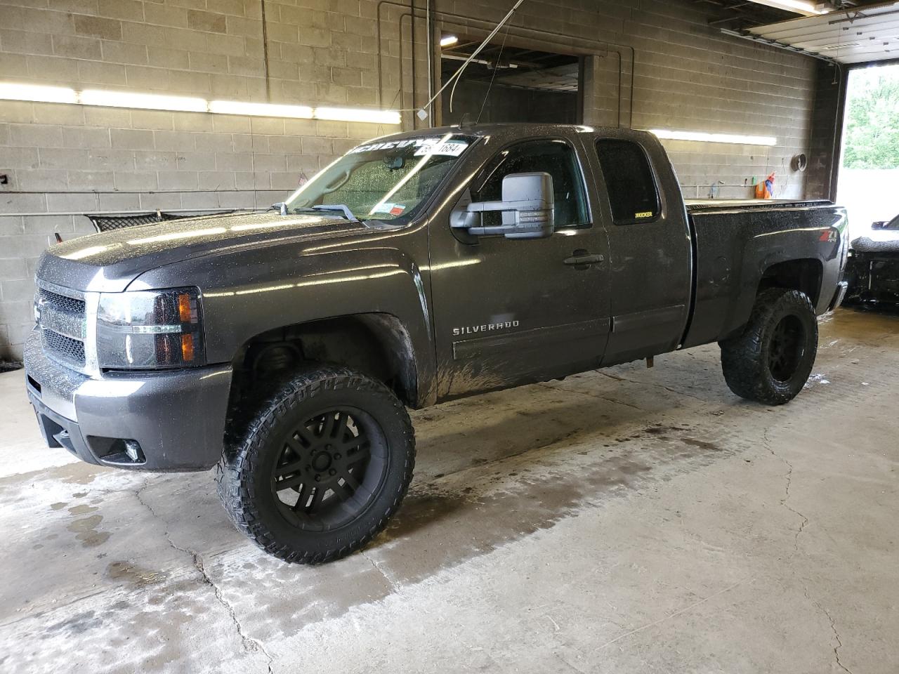 1GCSKSE30AZ278993 2010 Chevrolet Silverado K1500 Lt