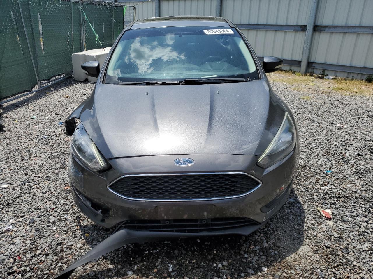 1FADP3H20JL208485 2018 Ford Focus Sel