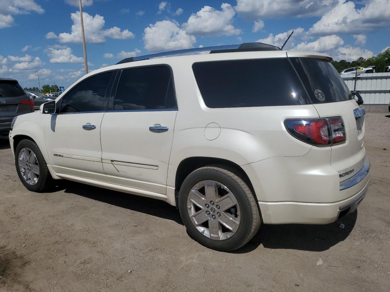 1GKKVTKD5FJ187996 2015 GMC Acadia Denali