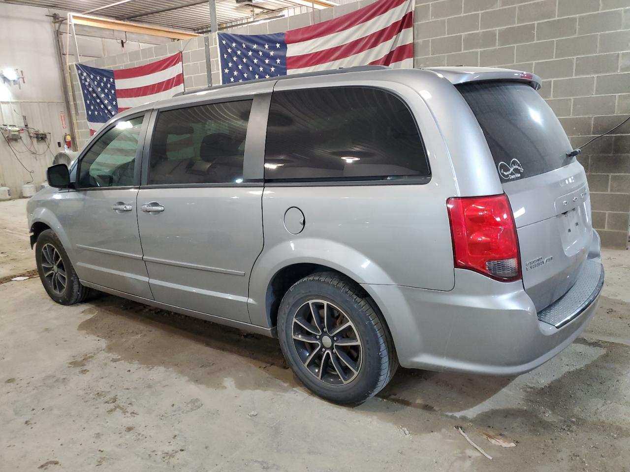 2C4RDGBG1HR679017 2017 Dodge Grand Caravan Se