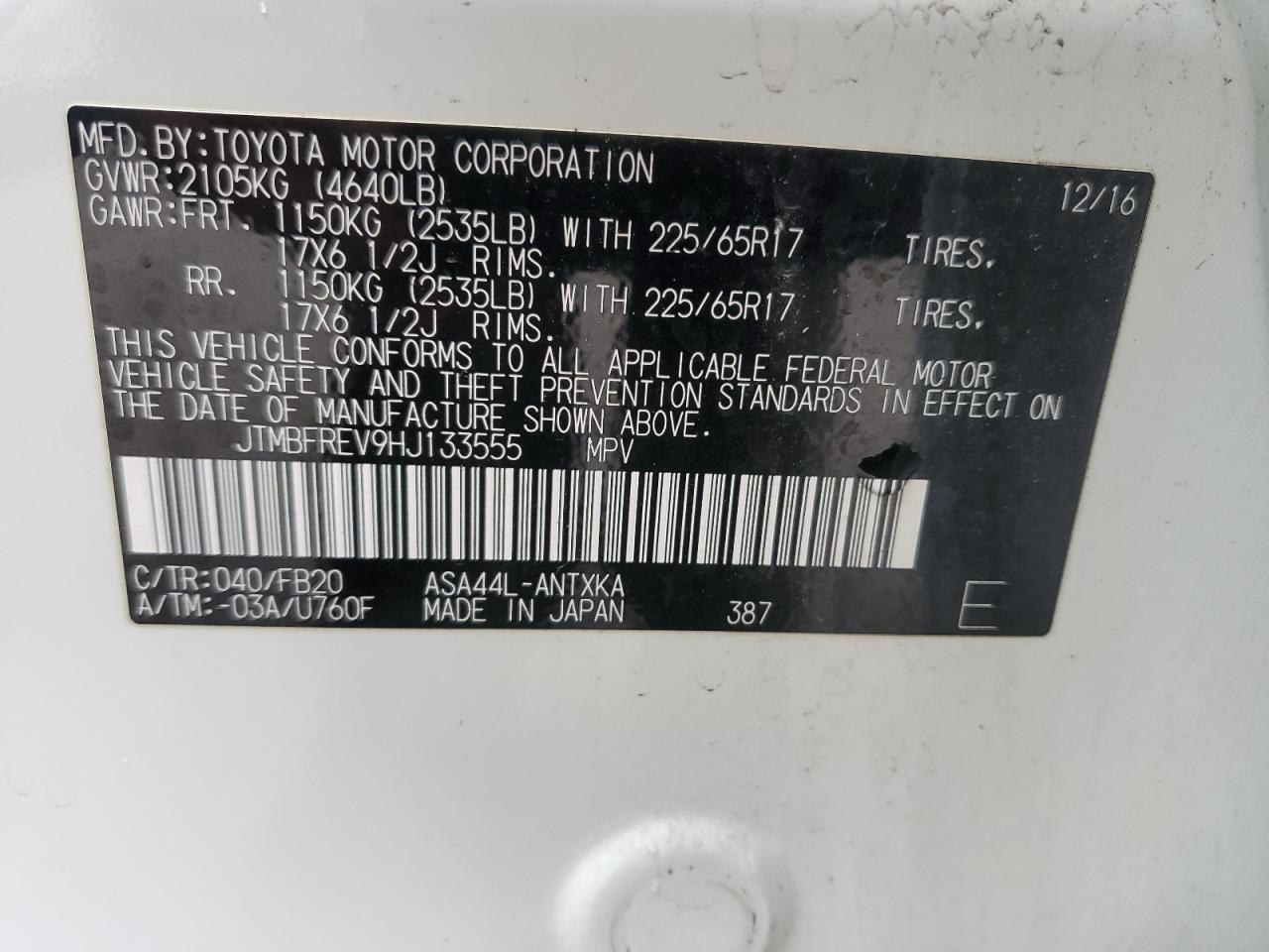 JTMBFREV9HJ133555 2017 Toyota Rav4 Le