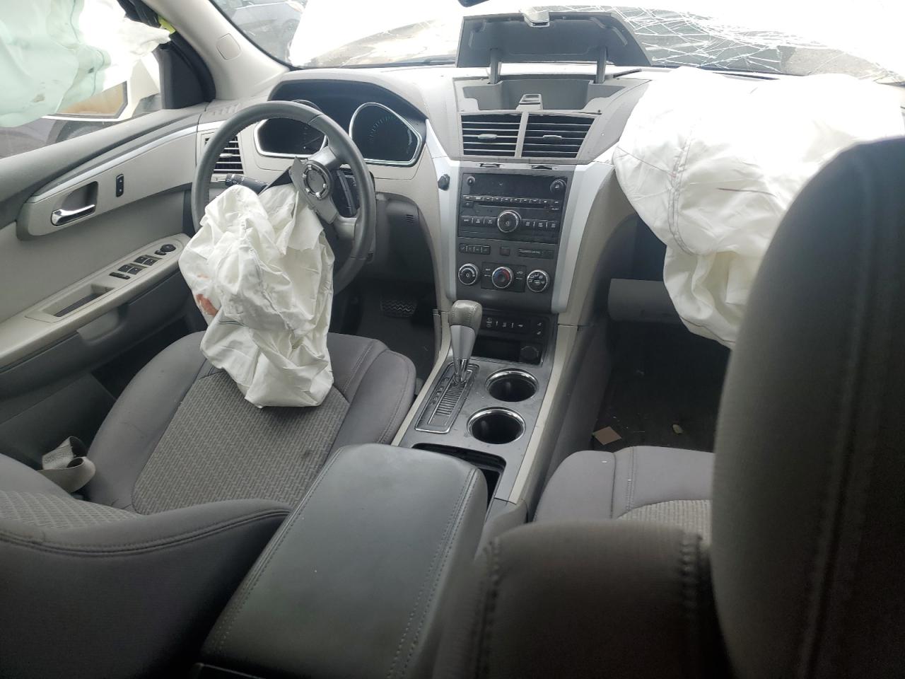 1GNKRGED8CJ363381 2012 Chevrolet Traverse Lt