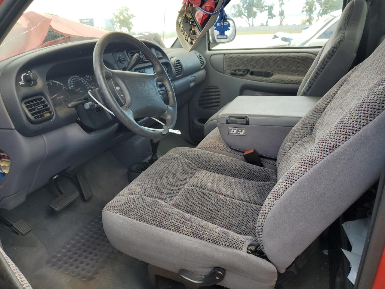 1B7HF16Y1WS752789 1998 Dodge Ram 1500