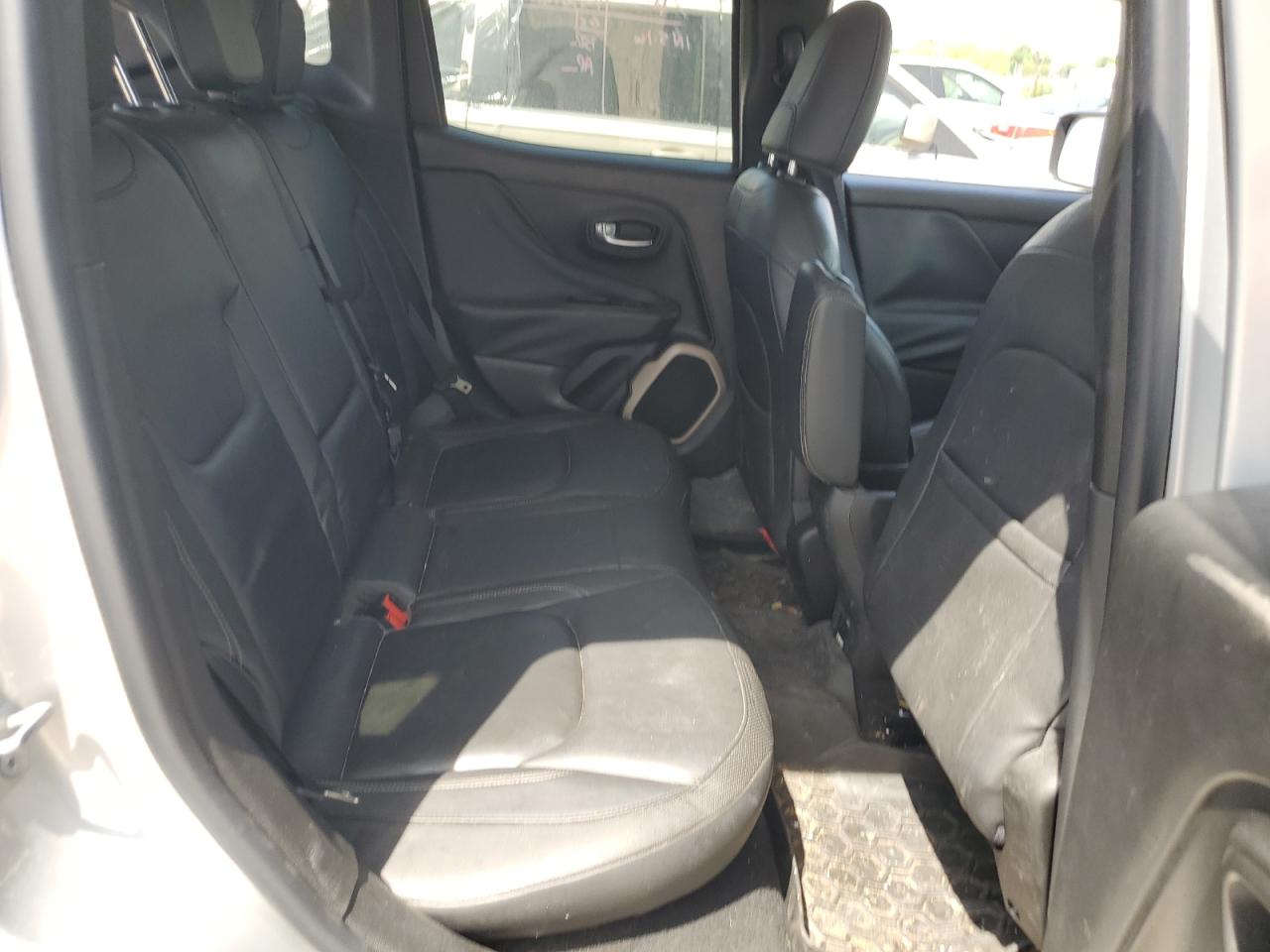 ZACCJBDT8GPE30468 2016 Jeep Renegade Limited