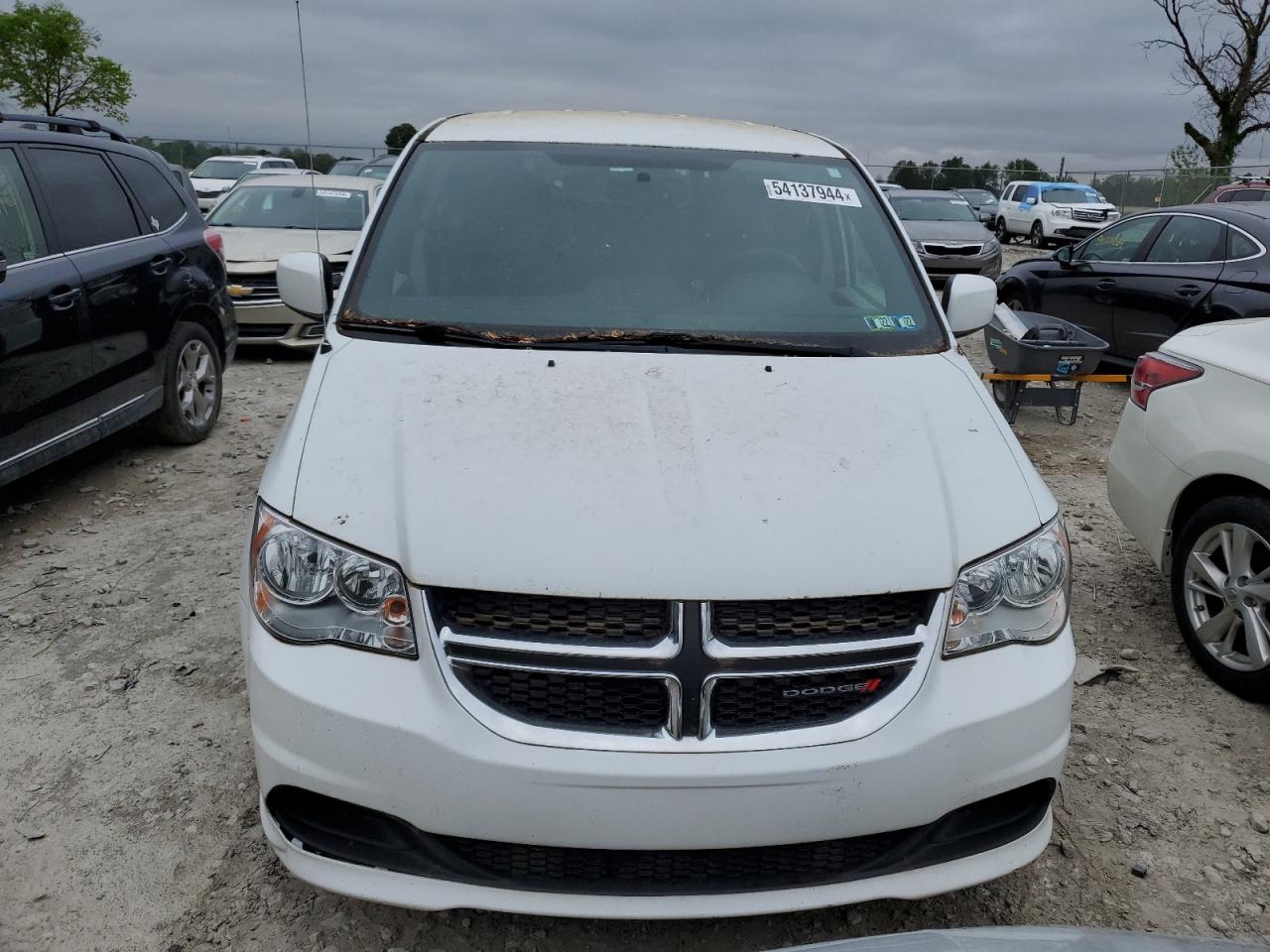 2C4RDGBG5GR143735 2016 Dodge Grand Caravan Se